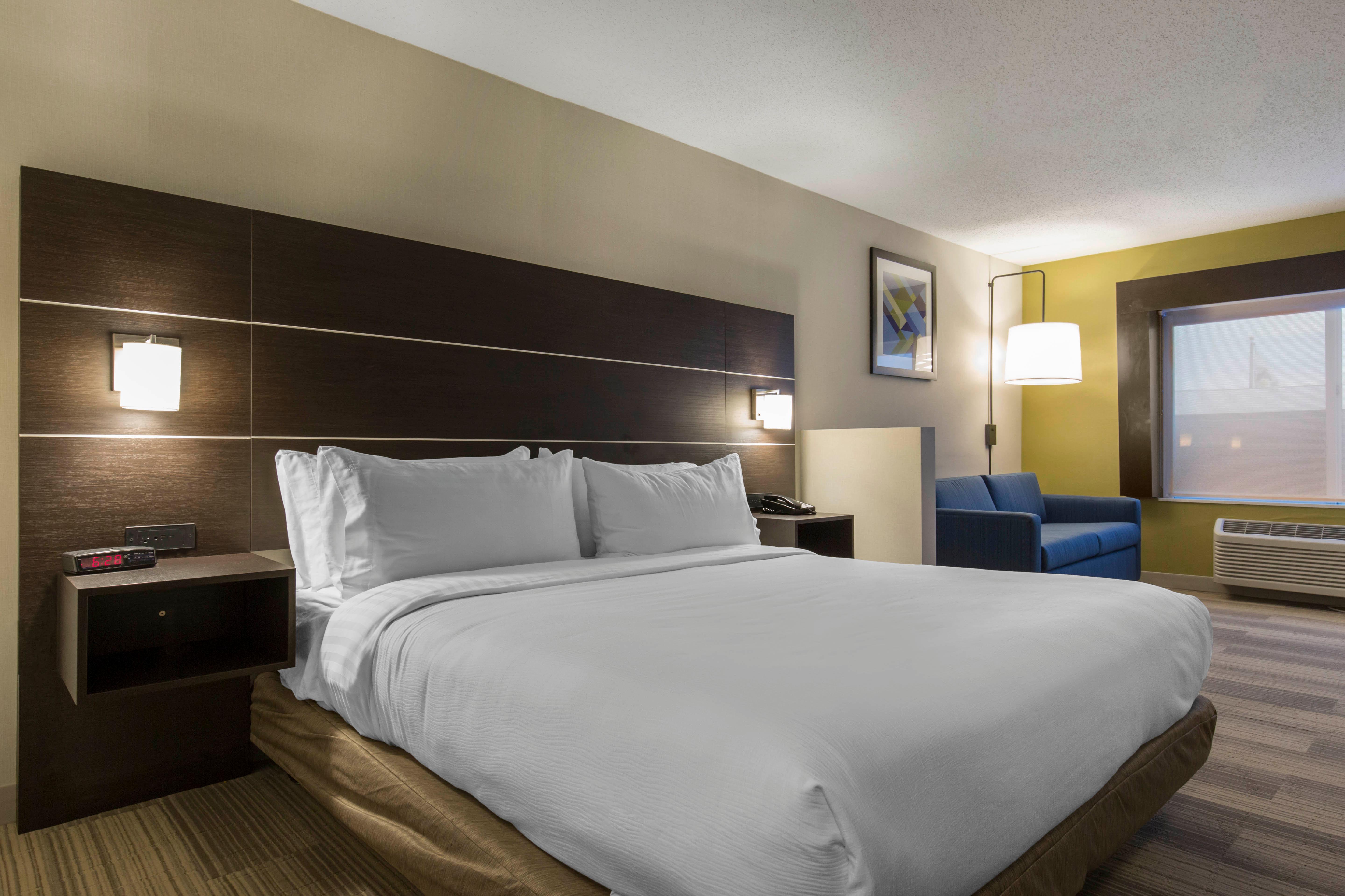 Holiday Inn Express And Suites Chicago West - St Charles By Ihg Saint Charles Esterno foto