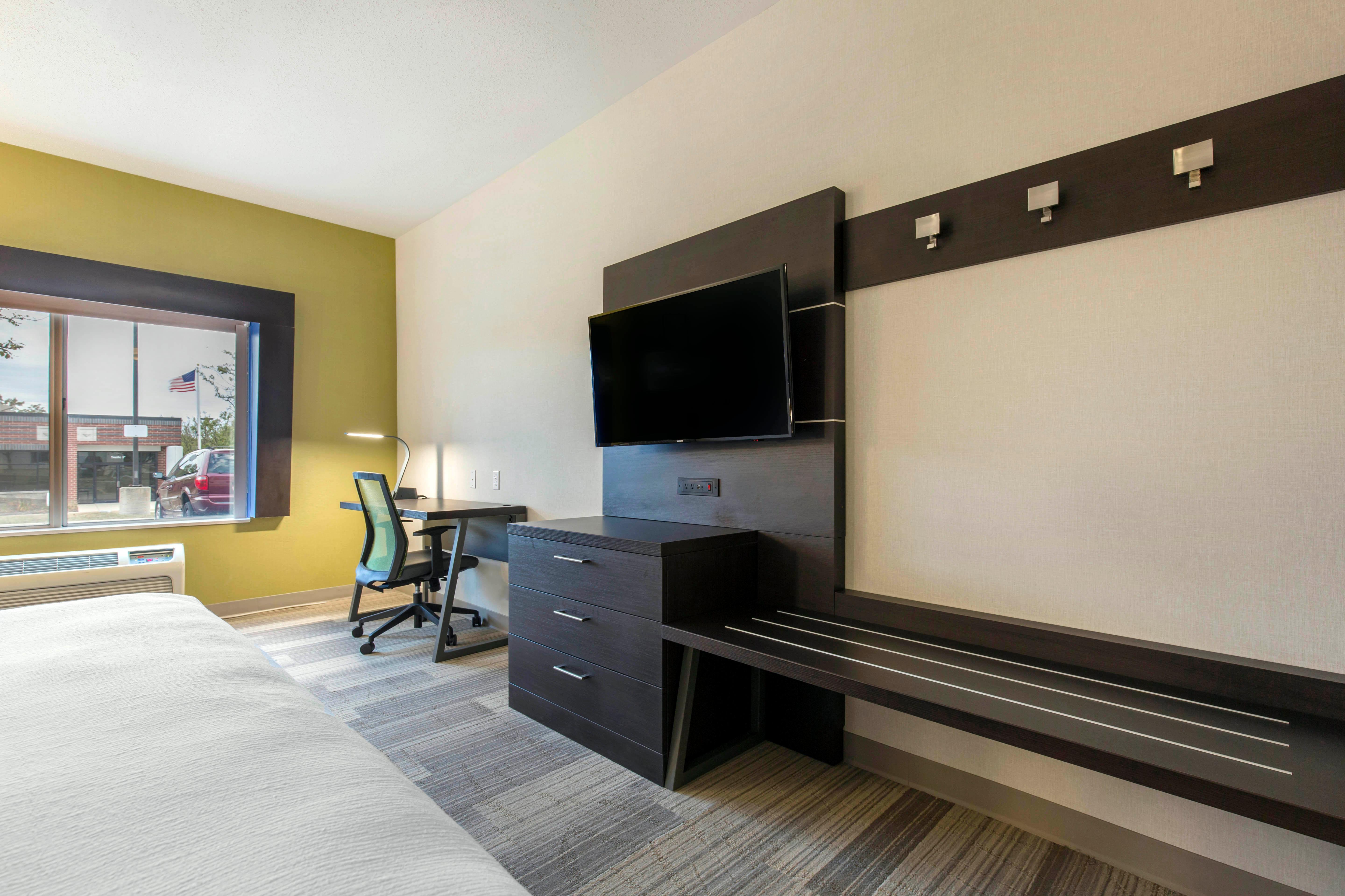 Holiday Inn Express And Suites Chicago West - St Charles By Ihg Saint Charles Esterno foto