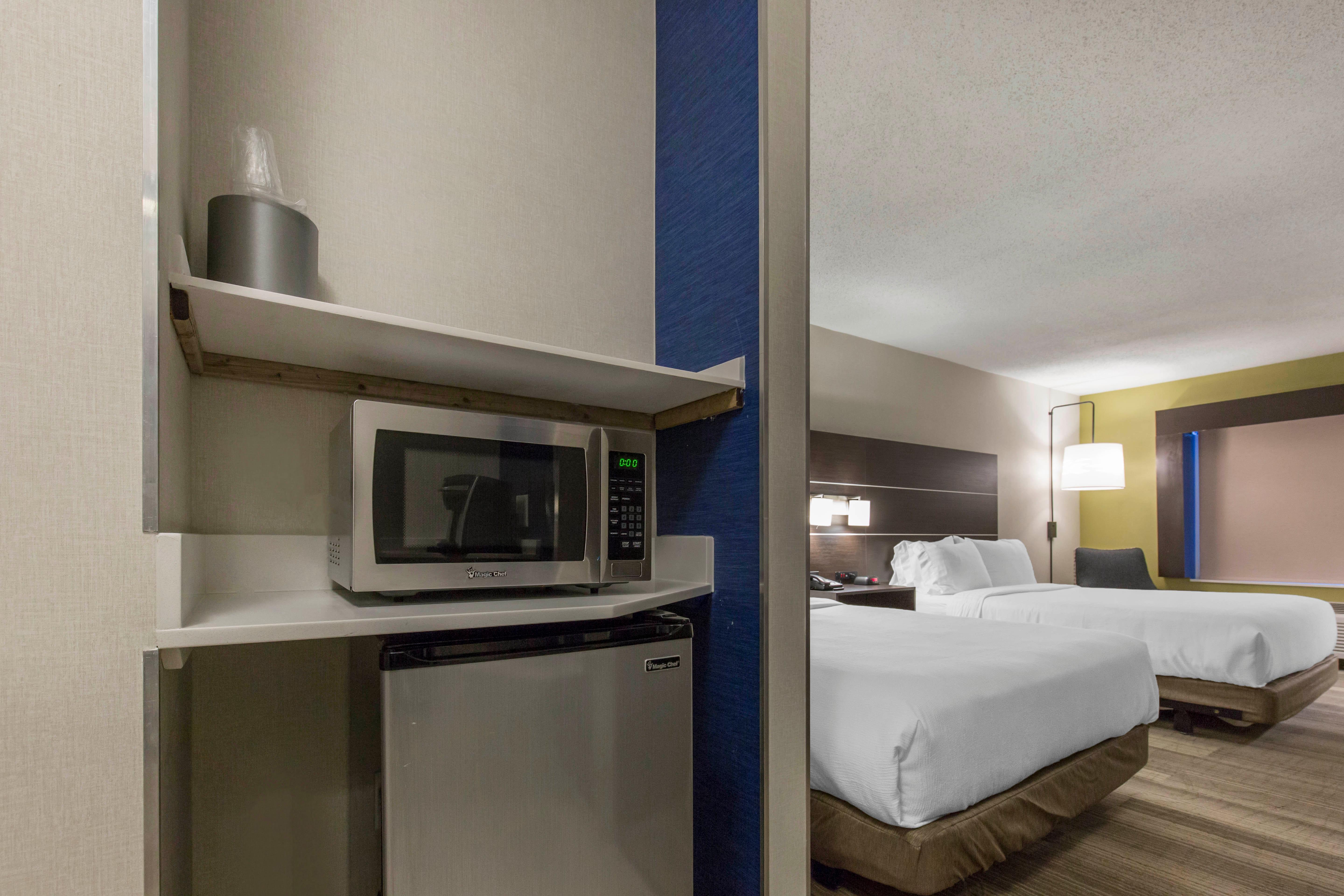 Holiday Inn Express And Suites Chicago West - St Charles By Ihg Saint Charles Esterno foto