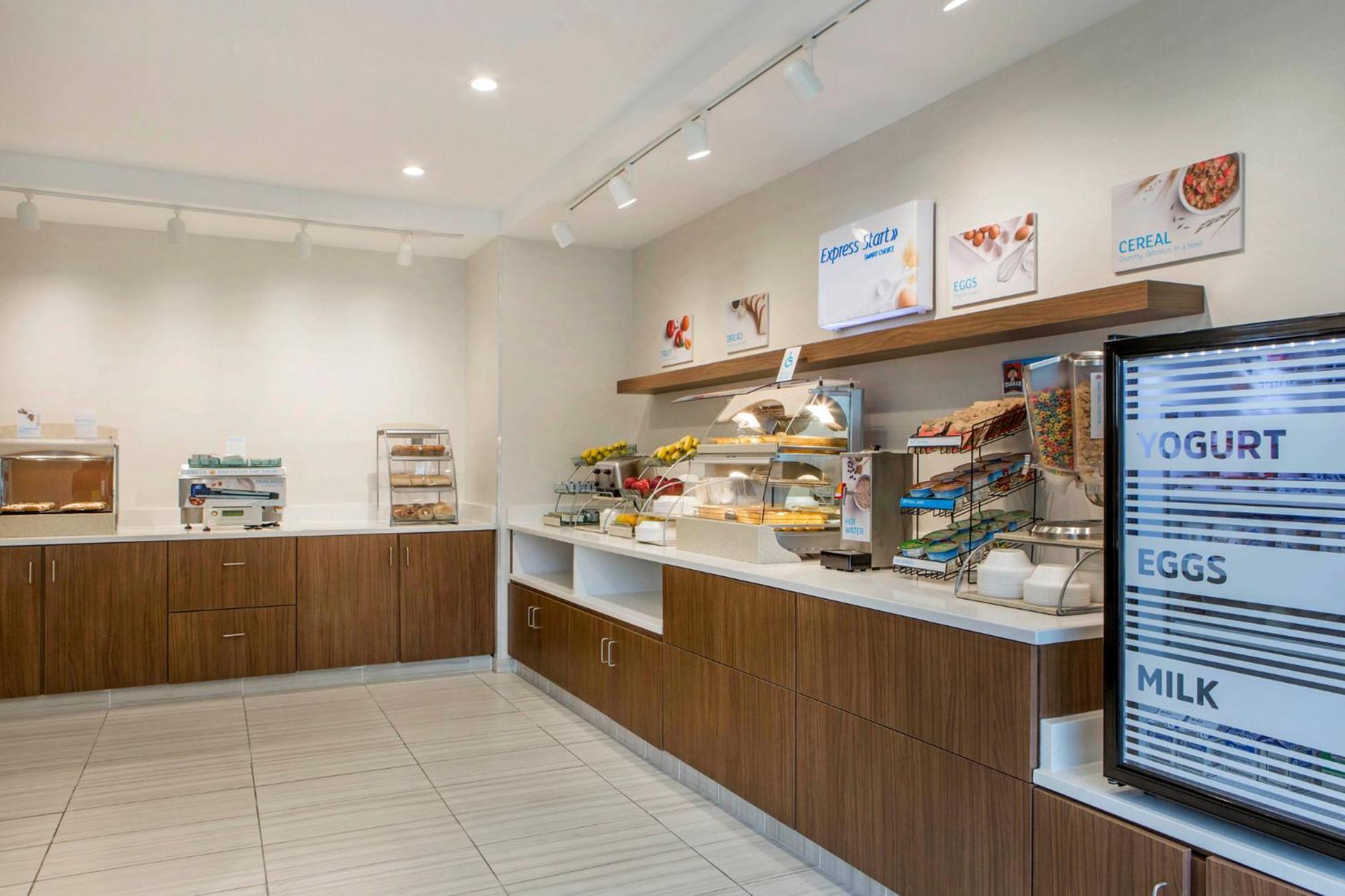 Holiday Inn Express And Suites Chicago West - St Charles By Ihg Saint Charles Esterno foto