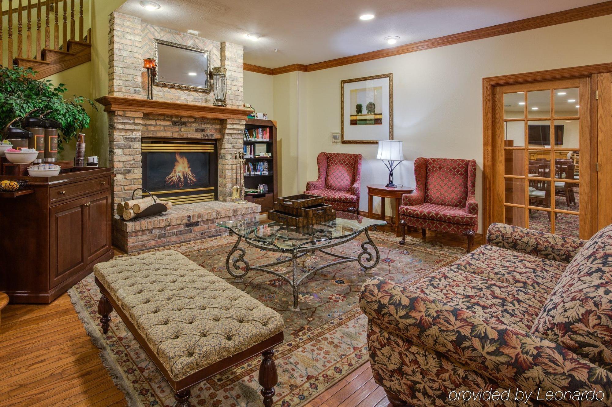Holiday Inn Express And Suites Chicago West - St Charles By Ihg Saint Charles Esterno foto
